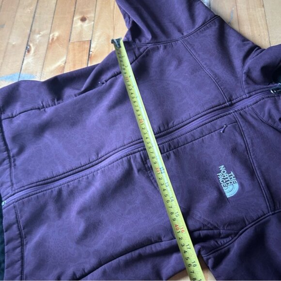 The North Face Sz M TNF Apex Burgundy Printed Jacket - Picture 9 of 11